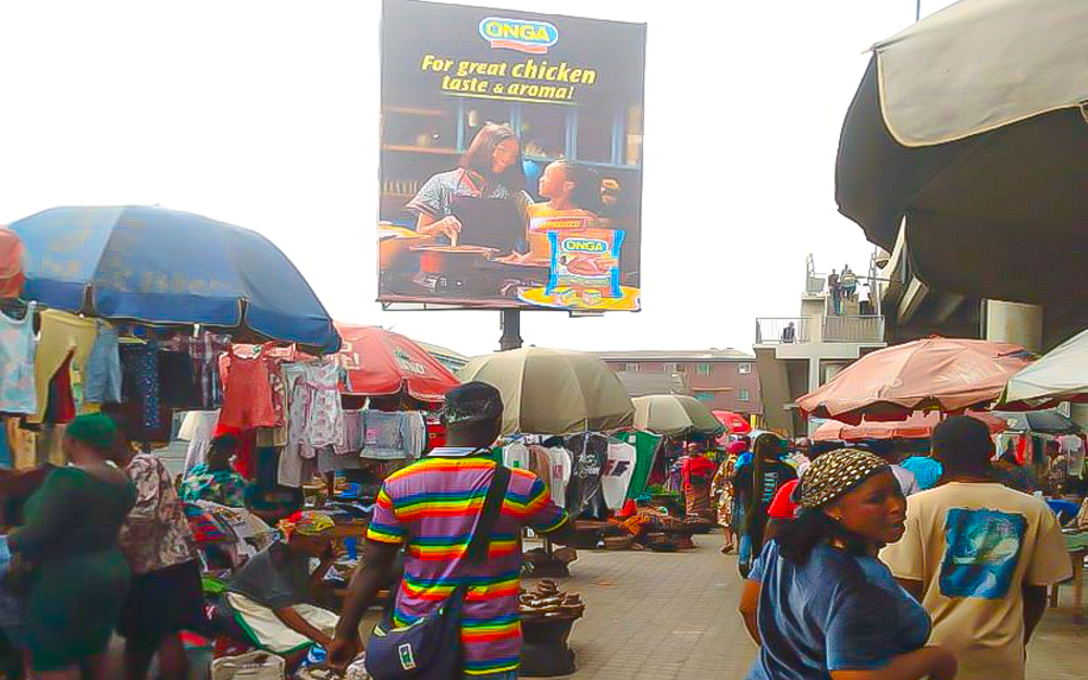 Arith & Paul outdoor advertising campaign